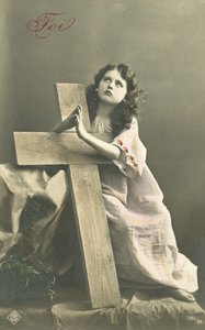 Fille priant - French Photographer